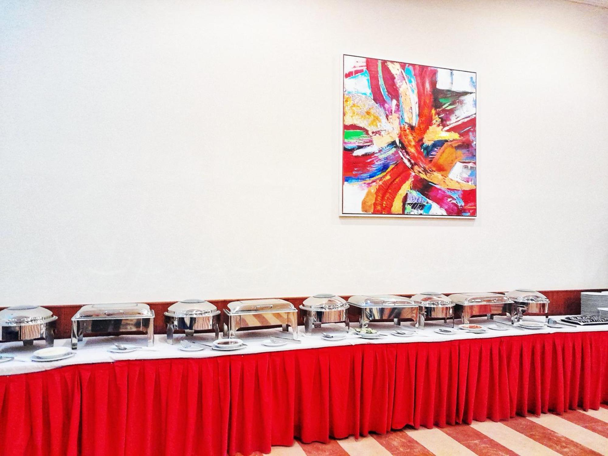 L'Amitie Hotel NʼDjamena Dış mekan fotoğraf