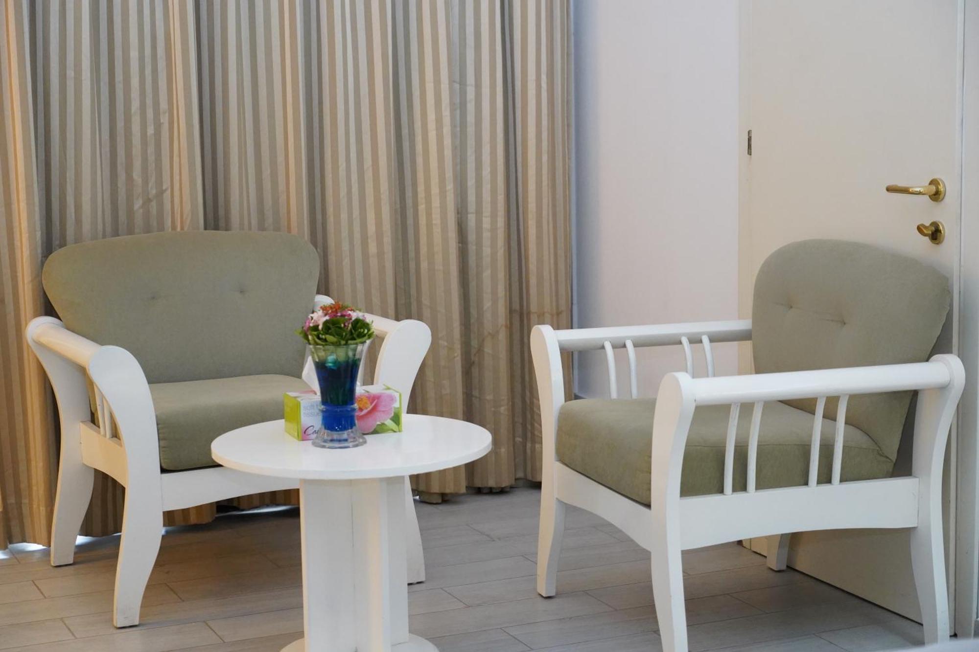 L'Amitie Hotel NʼDjamena Dış mekan fotoğraf