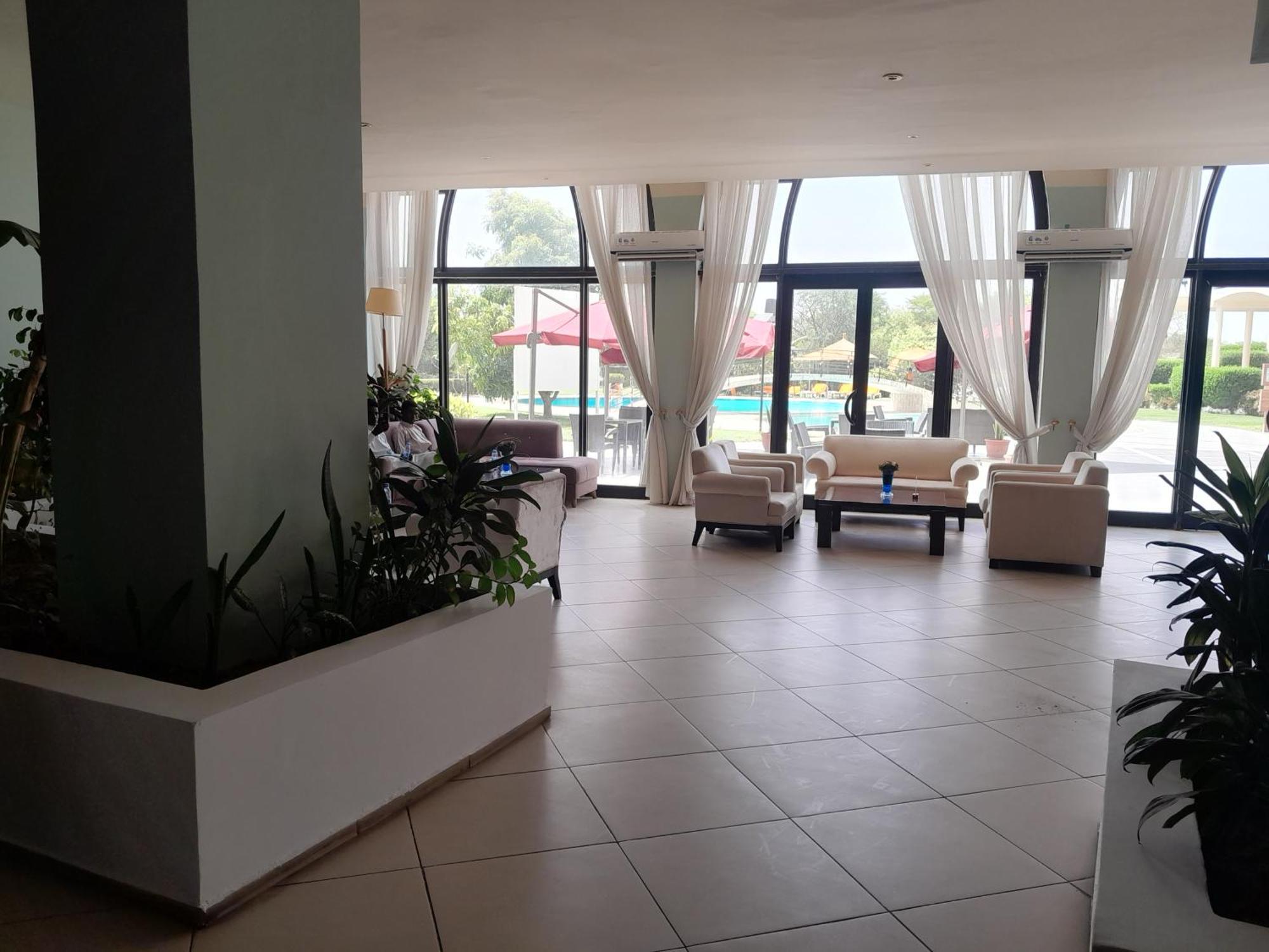 L'Amitie Hotel NʼDjamena Dış mekan fotoğraf
