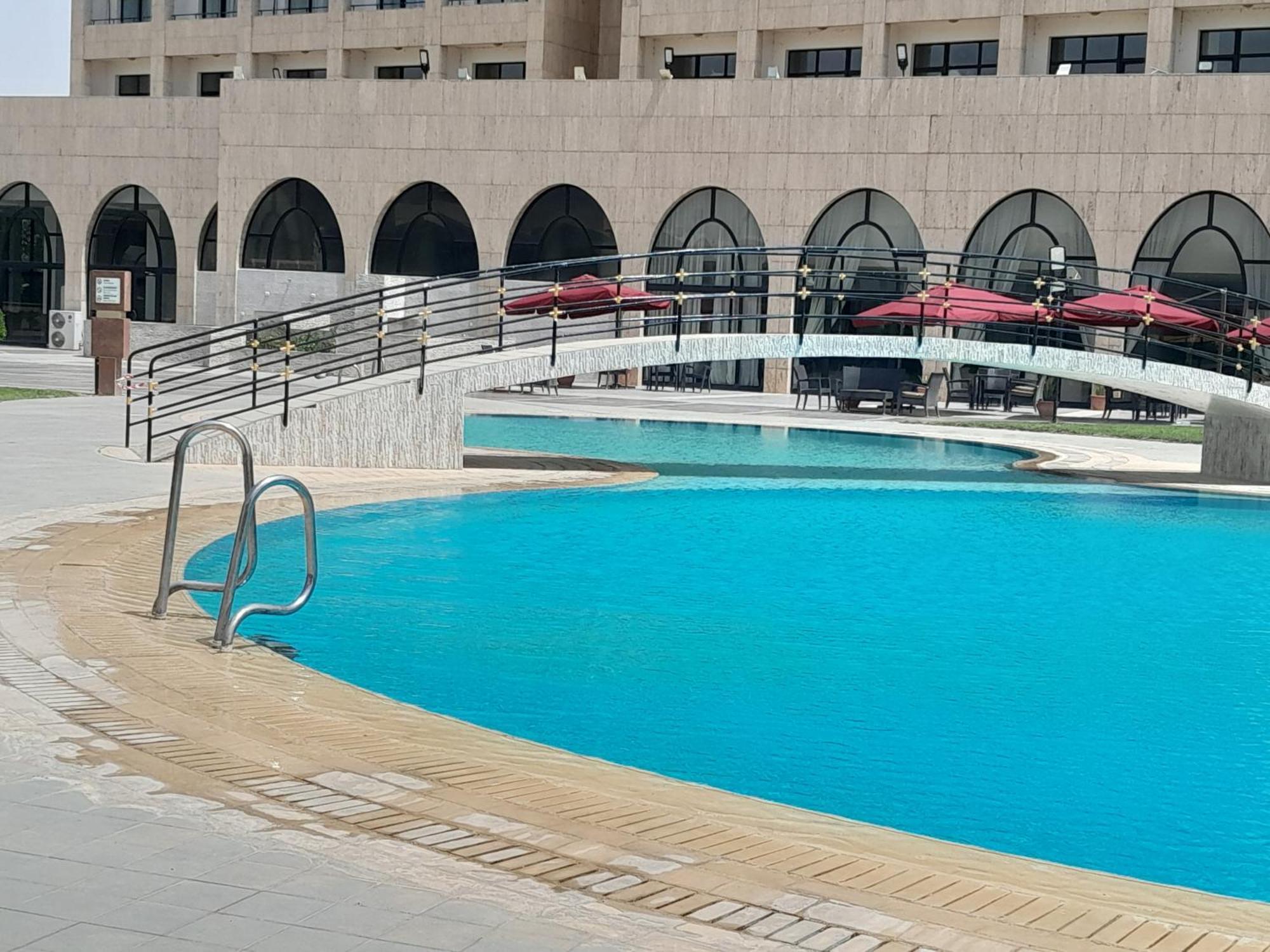 L'Amitie Hotel NʼDjamena Dış mekan fotoğraf